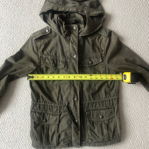 Aritzia army green fall jacket - Picture 4 of 6